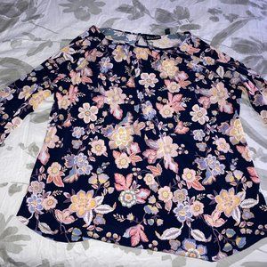 Navy Flower Top